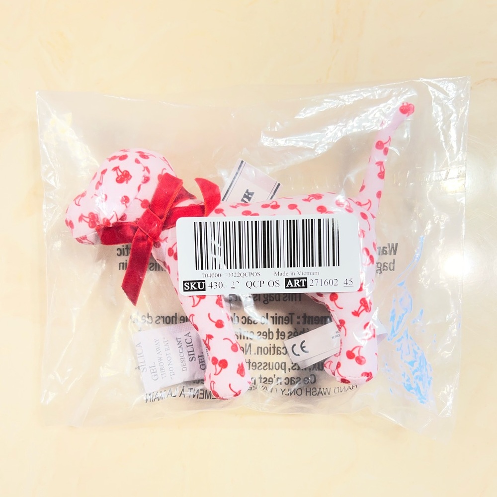 PINK VICTORIA'S SECRET Galentines Day 2026 Mini Dog Pink Red Cherries🍒 - Picture 4 of 5